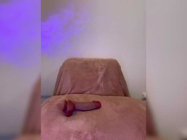 peach-juice's BongaCams show and profile