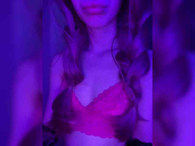 cute_bunny webcam