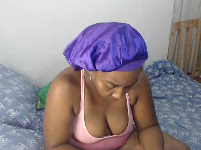 lucyhorny webcam