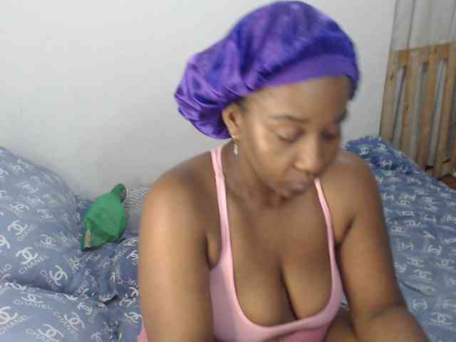 lucyhorny webcam
