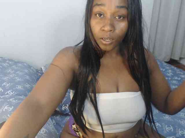 lucyhorny webcam