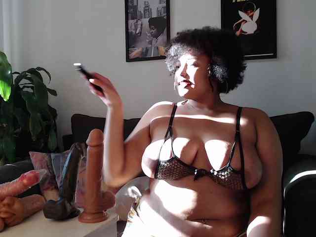 TheeVixxxen webcam