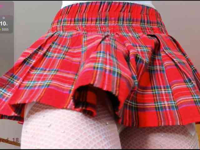 lolly-red- webcam
