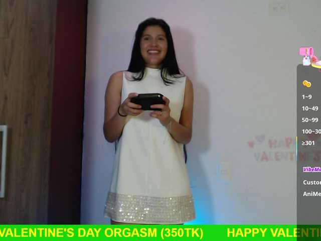 Miss-Engineer's BongaCams show and profile