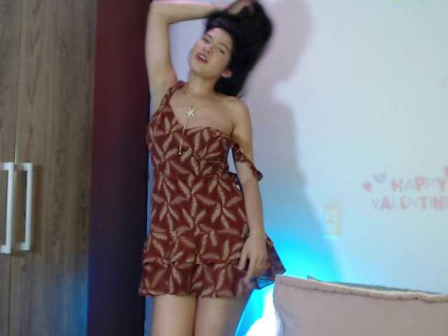 Miss-Engineer's BongaCams show and profile