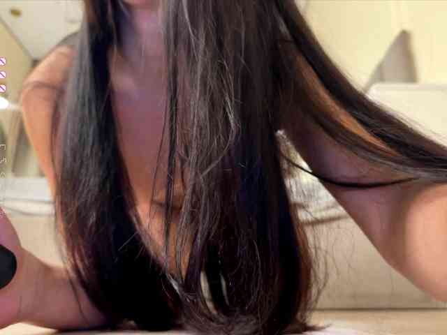voteforveronika webcam