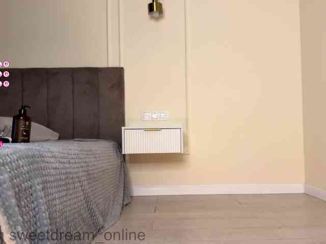 voteforveronika webcam