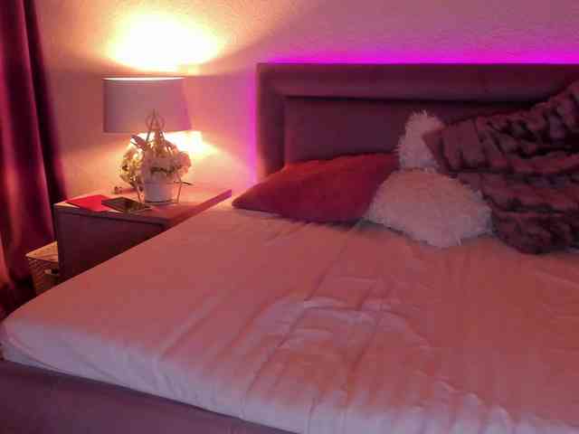 ArtemisKiss webcam