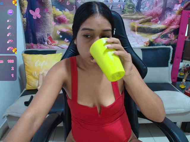 aleska20latina webcam