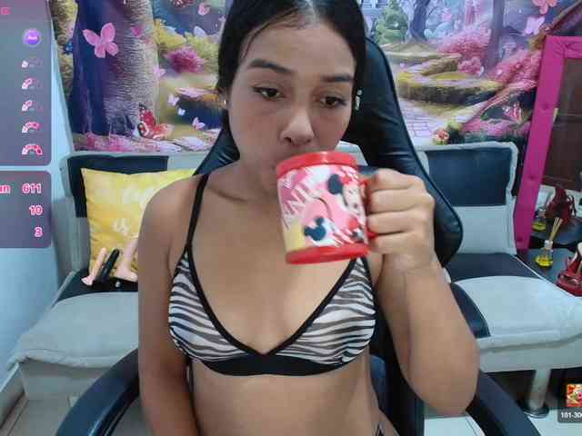 aleska20latina webcam