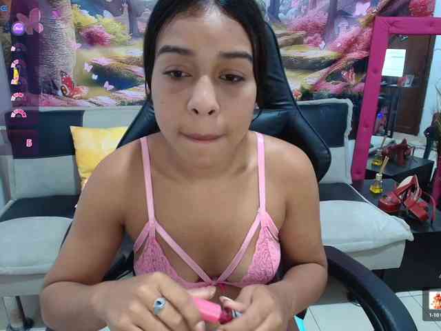 aleska20latina webcam