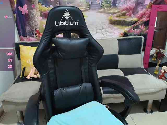 aleska20latina webcam