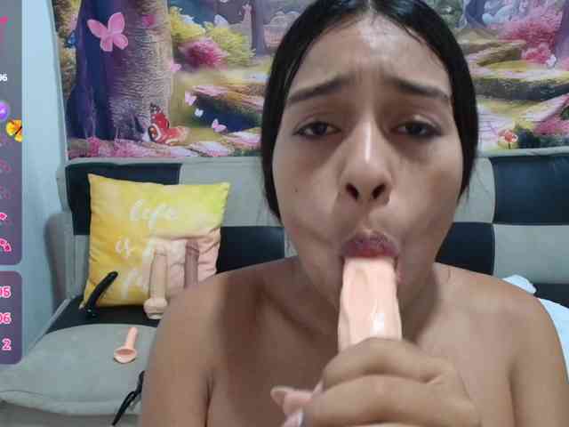 aleska20latina webcam