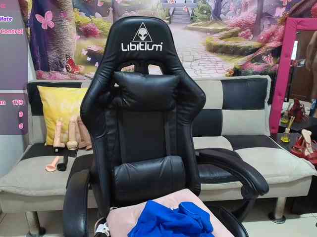 aleska20latina webcam