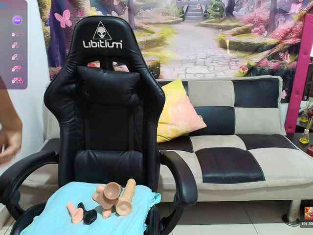 aleska20latina webcam