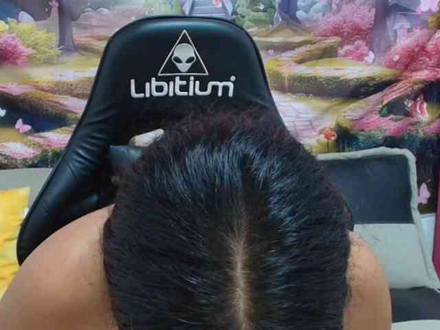 aleska20latina webcam