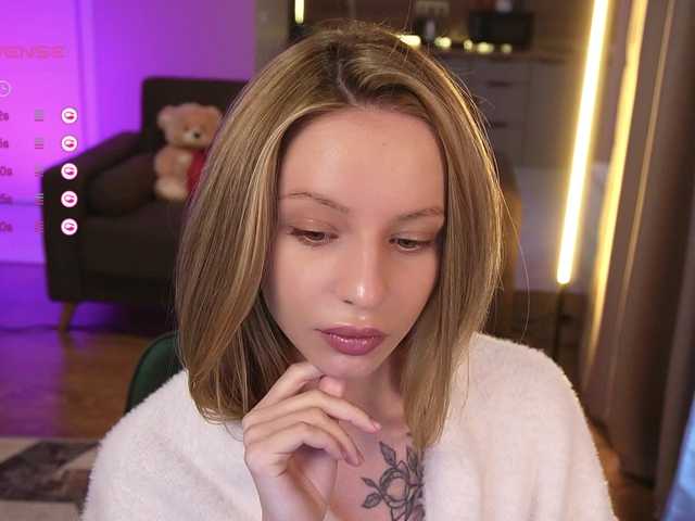 xxx-Molly's BongaCams show and profile