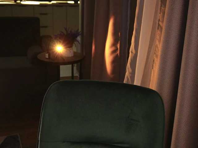 xxx-Molly's BongaCams show and profile