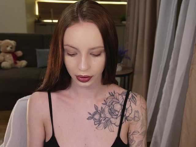 xxx-Molly's BongaCams show and profile