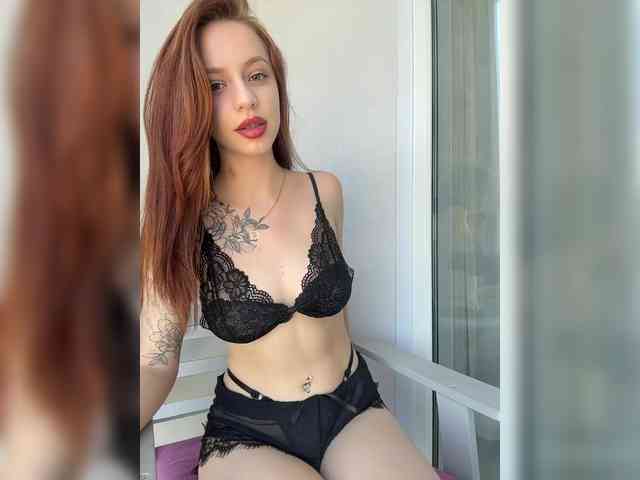 xxx-Molly