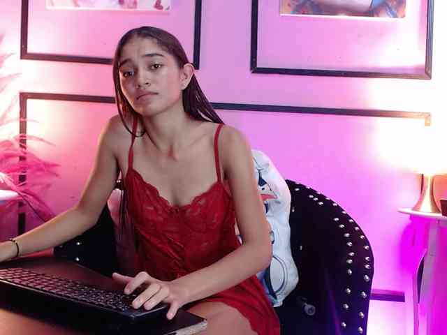 Camilakitty webcam