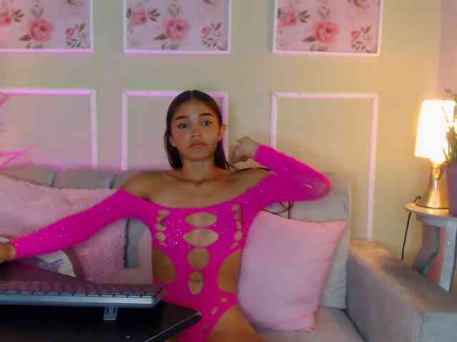 Camilakitty webcam