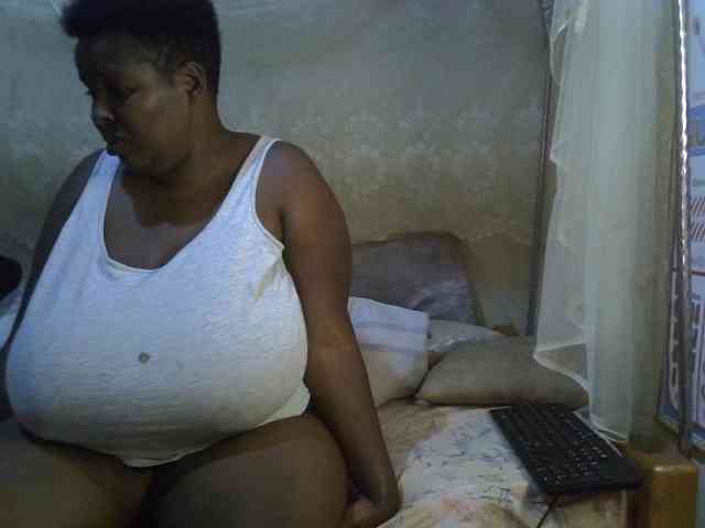 black-peari1394 Live Webcam on BongaCams