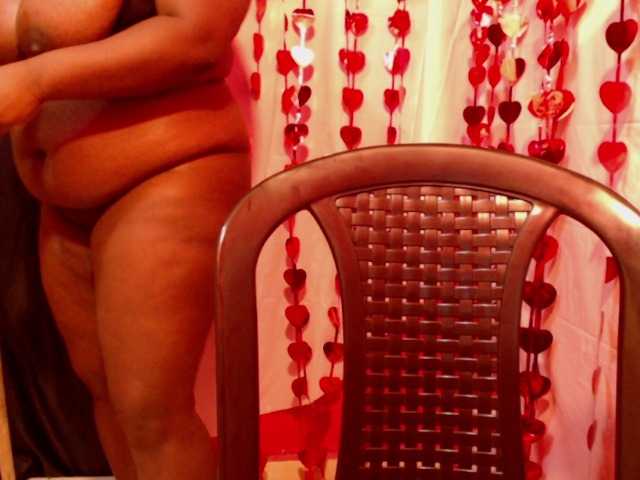 Samara28 webcam bongacams model stream image