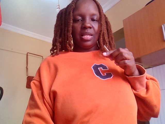 quqi's BongaCams show and profile