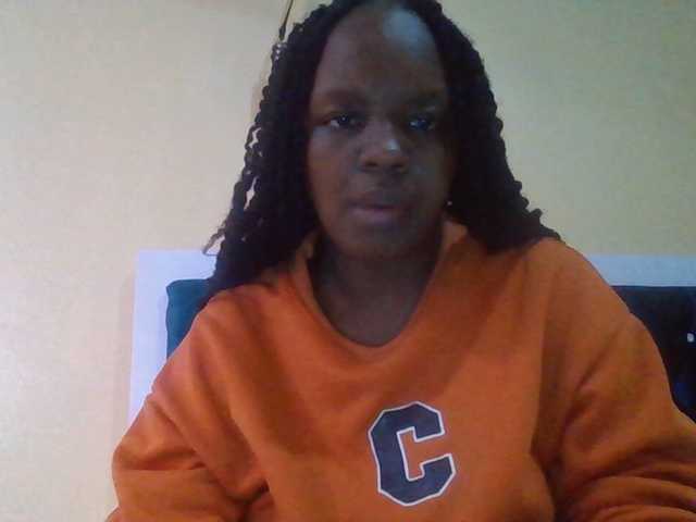 quqi's BongaCams show and profile