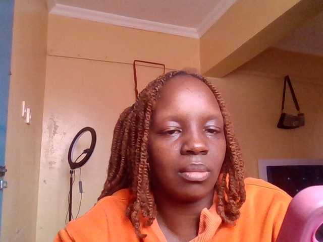 quqi's BongaCams show and profile