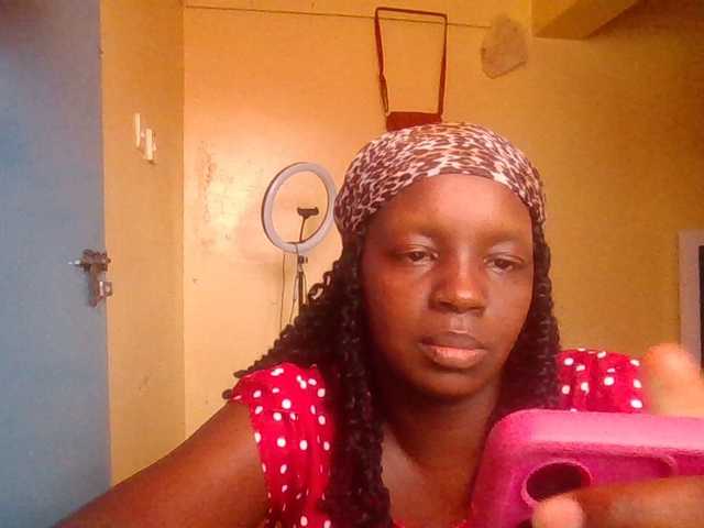 quqi's BongaCams show and profile