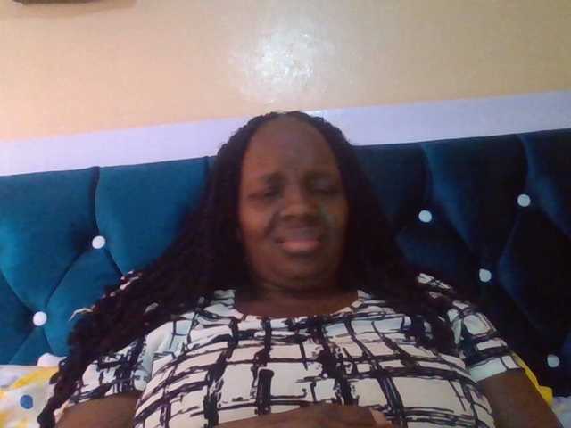 quqi's BongaCams show and profile