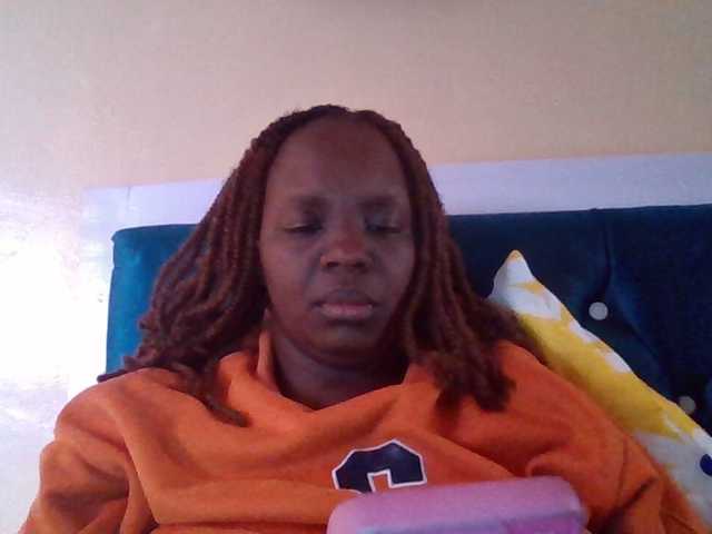 quqi's BongaCams show and profile