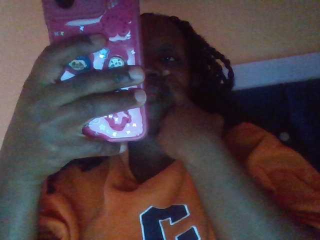 quqi's BongaCams show and profile