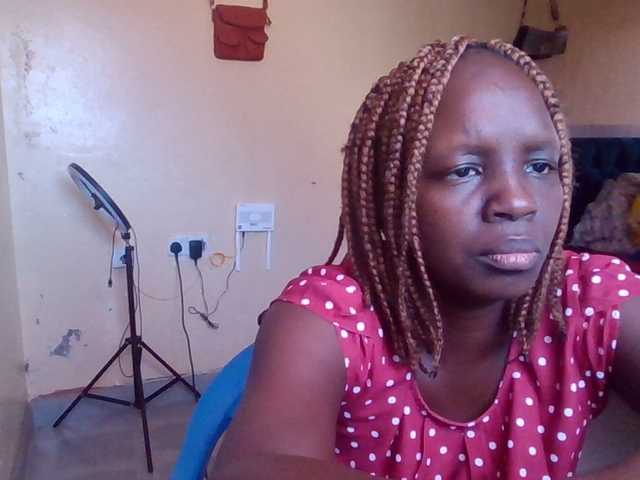 quqi's BongaCams show and profile