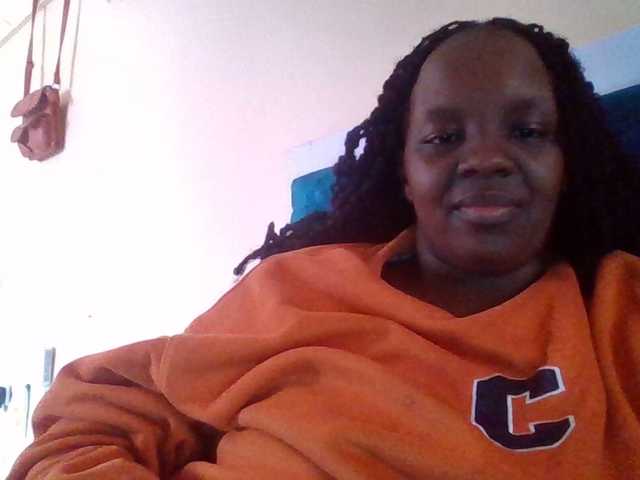 quqi's BongaCams show and profile