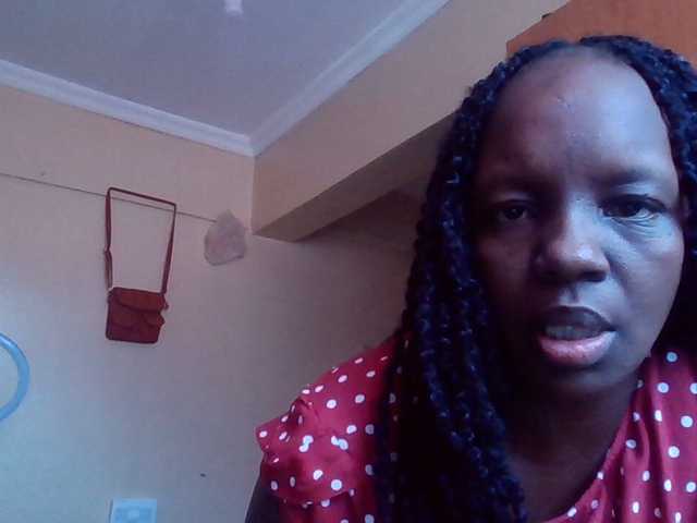 quqi's BongaCams show and profile