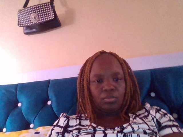 quqi's BongaCams show and profile