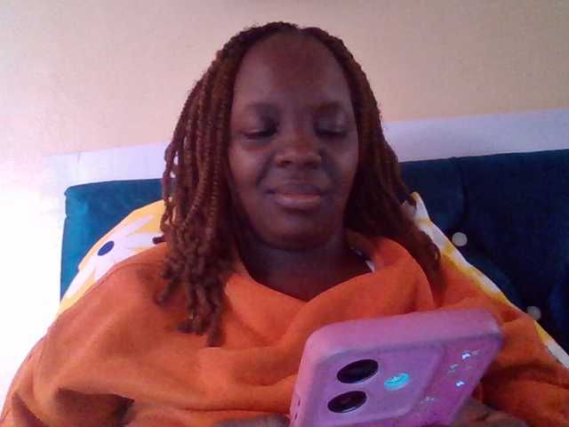 quqi's BongaCams show and profile