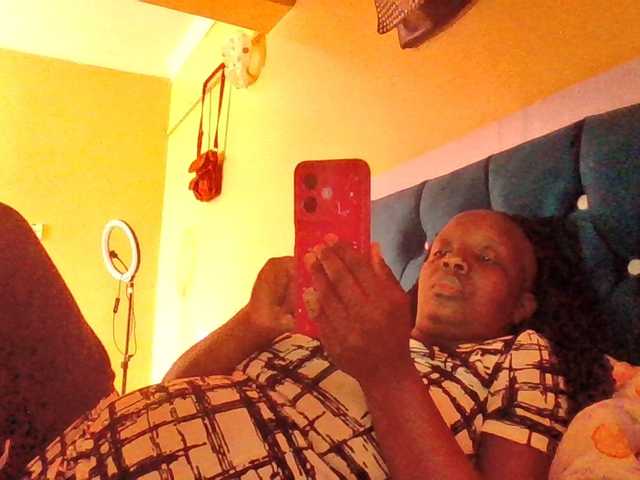 quqi's BongaCams show and profile