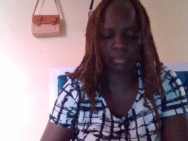 quqi's BongaCams show and profile