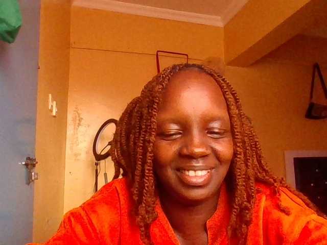 quqi's BongaCams show and profile