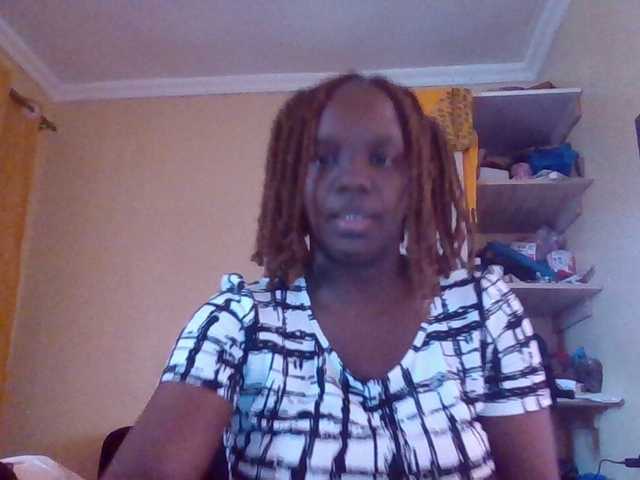 quqi's BongaCams show and profile