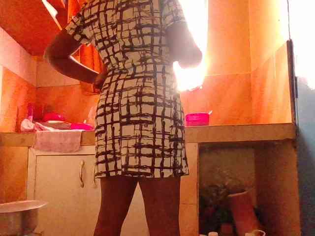 quqi's webcam live show