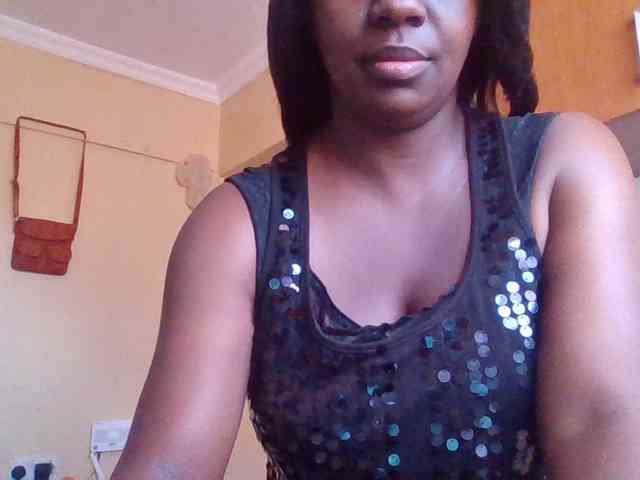quqi's webcam live show