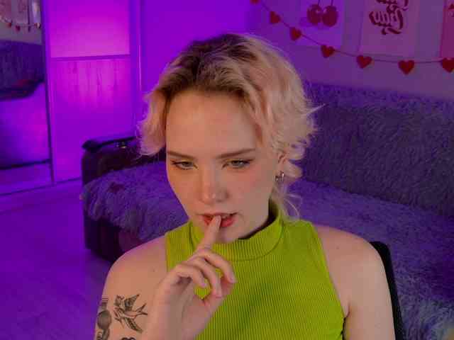 Cool-Love Live Webcam on BongaCams