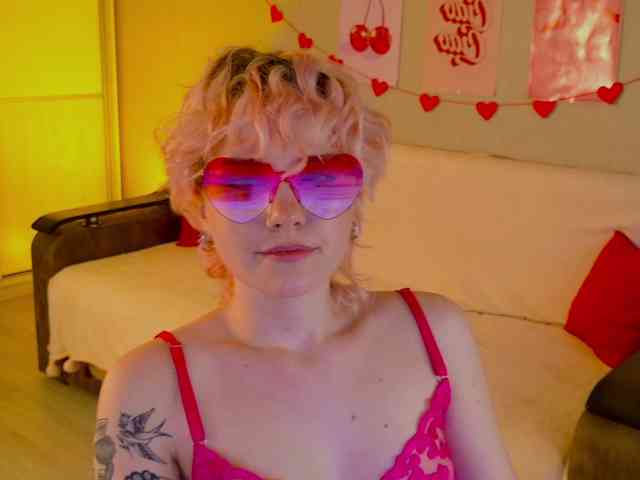 Cool-Love webcam