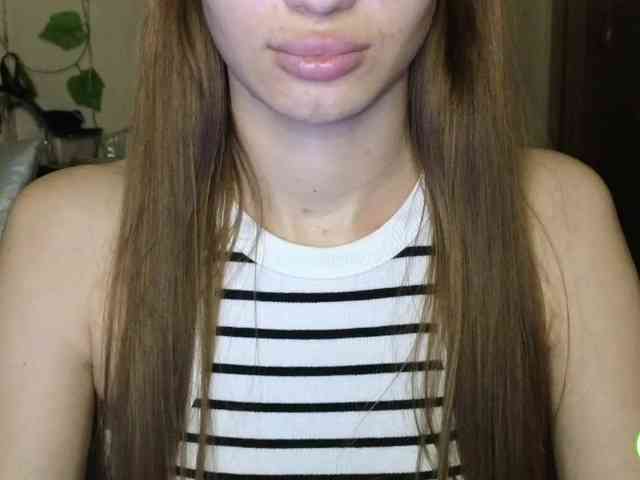 AminaKisulya webcam