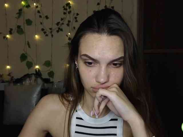 AminaKisulya webcam